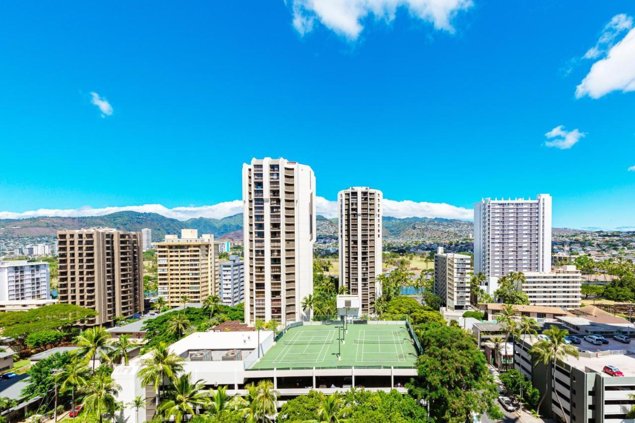 Mountain Views & Steps To Beach - Free Parking! Honolulu Extérieur photo
