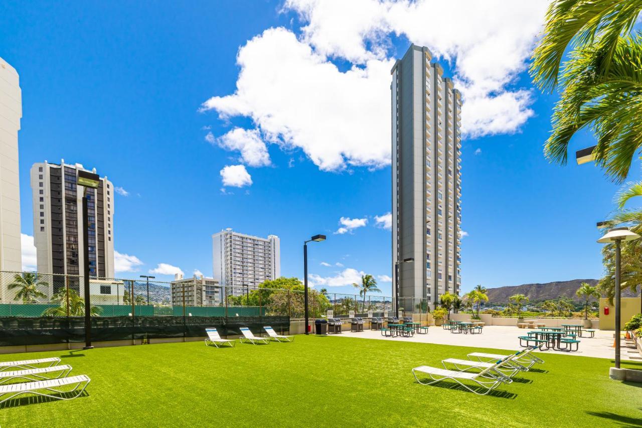 Mountain Views & Steps To Beach - Free Parking! Honolulu Extérieur photo