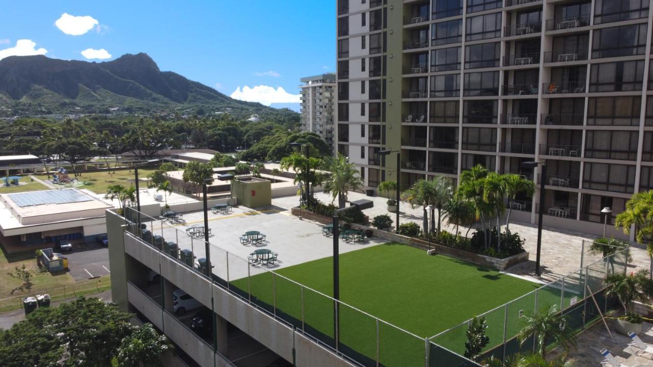 Mountain Views & Steps To Beach - Free Parking! Honolulu Extérieur photo