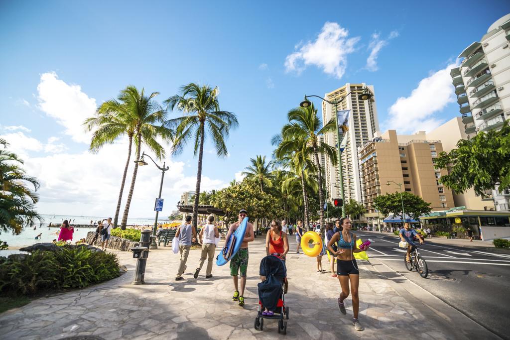 Mountain Views & Steps To Beach - Free Parking! Honolulu Extérieur photo